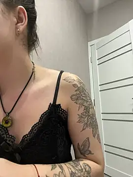 ellie ssexy online show from December 30, 5:15 am