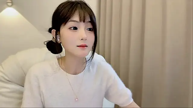 Snapshot of SHUIshui_ chatting on November 5, 12:27 pm SHUIshui online show from November 5, 12:27 pm