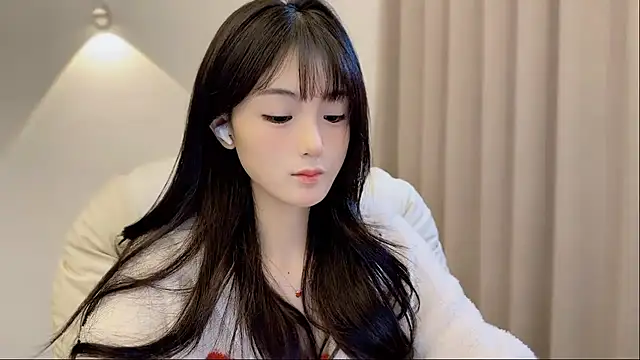 Snapshot of SHUIshui_ chatting on November 23, 6:24 am SHUIshui online show from November 23, 6:24 am