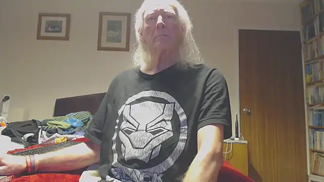 WaverlyKernow online show from February 20, 12:40 am