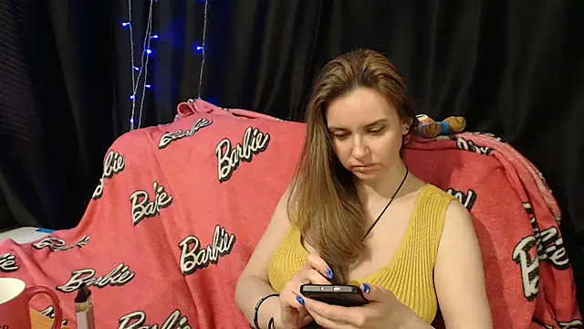 Snapshot of Milana69 chatting on May 6, 1:49 pm Milana69 online show from May 6, 1:49 pm
