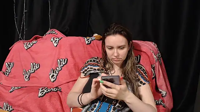 Snapshot of Milana69 chatting on May 28, 7:44 pm Milana69 online show from May 28, 7:44 pm