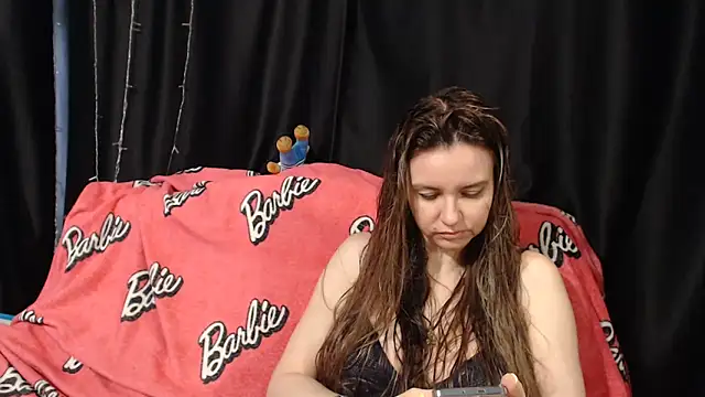 Snapshot of Milana69 chatting on June 10, 3:33 pm Milana69 online show from June 10, 3:33 pm