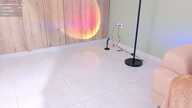 were-Naughty online show from March 8, 7:53 pm