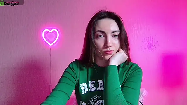 Snapshot of cute__angell chatting on May 18, 4:35 pm cute angell online show from May 18, 4:35 pm