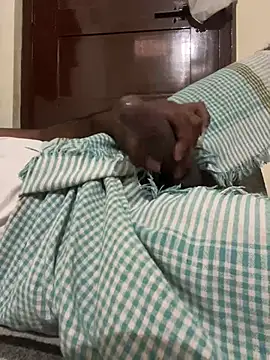 Snapshot of TeluguBoyAbhi chatting on December 28, 9:09 am TeluguBoyAbhi online show from December 28, 9:09 am