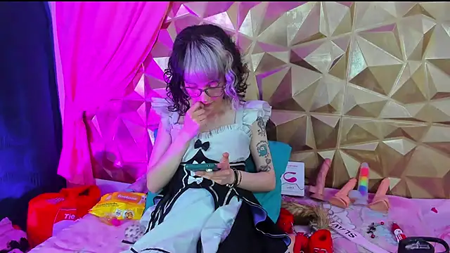 neeko princes online show from February 21, 3:10 pm