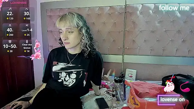 neeko princes online show from March 5, 12:23 pm