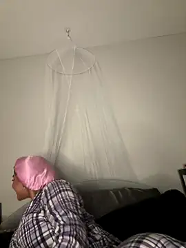 Lickplayofficial online show from November 21, 3:27 am