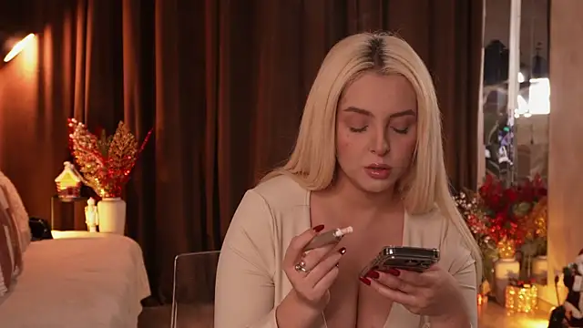 VictoriaMorrone online show from December 3, 11:47 pm