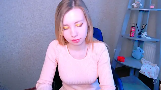 AliceFire  online show from March 22, 7:15 am