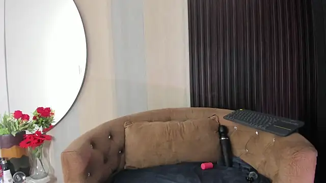  shantal smith online show from March 15, 1:00 am