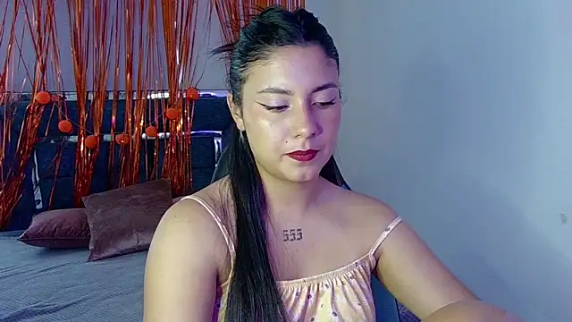 Lia 14  online show from November 19, 3:34 pm