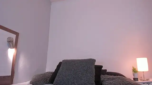 MELISSA ALVAREZ online show from January 17, 9:49 am