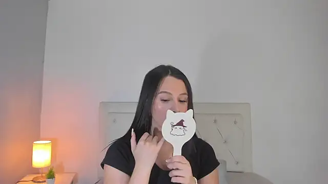 MELISSA ALVAREZ online show from November 21, 9:19 am