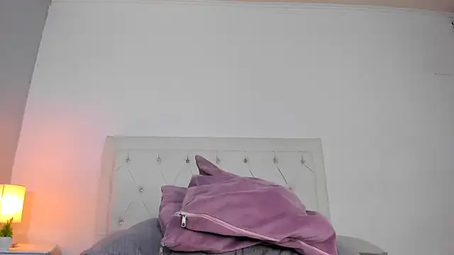 MELISSA ALVAREZ online show from November 27, 9:22 am