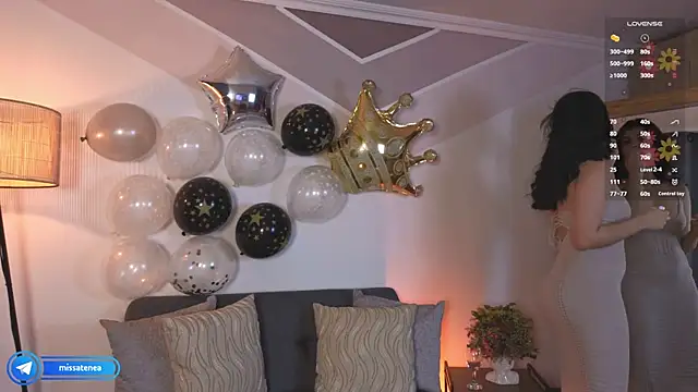 Snapshot of missatenea chatting on November 12, 2:28 pm missatenea online show from November 12, 2:28 pm