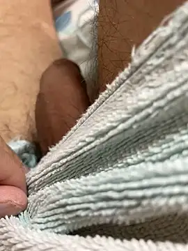 Snapshot of SuperHardBoy12 chatting on February 18, 6:26 am SuperHardBoy12 online show from February 18, 6:26 am