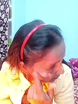 reemacouple007 online show from January 6, 7:01 am