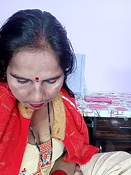 reemacouple007 online show from February 7, 8:29 am