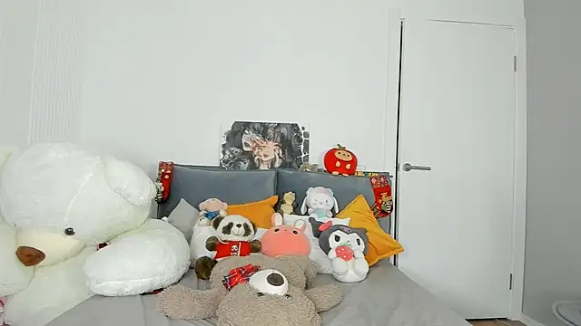 Snapshot of dolly_ll chatting on January 4, 4:32 pm dolly ll online show from January 4, 4:32 pm