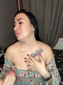 Snapshot of Roxana_Bell chatting on December 13, 9:41 pm Roxana Bell online show from December 13, 9:41 pm