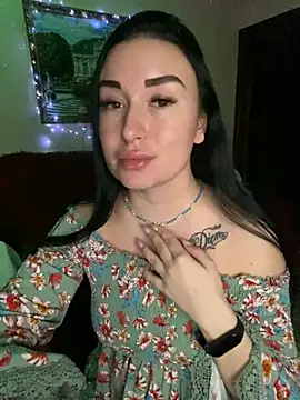 Snapshot of Roxana_Bell chatting on December 21, 6:34 pm Roxana Bell online show from December 21, 6:34 pm