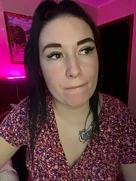 Snapshot of Roxana_Bell chatting on January 17, 7:27 pm Roxana Bell online show from January 17, 7:27 pm