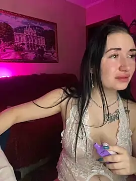 Snapshot of Roxana_Bell chatting on January 28, 10:01 pm Roxana Bell online show from January 28, 10:01 pm