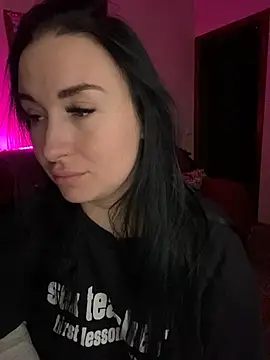 Snapshot of Roxana_Bell chatting on February 13, 8:13 pm Roxana Bell online show from February 13, 8:13 pm