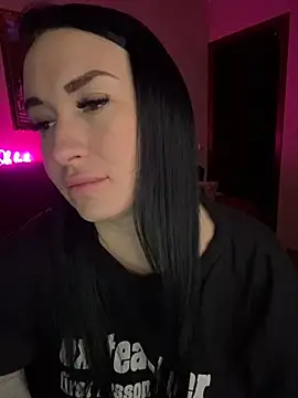 Snapshot of Roxana_Bell chatting on February 14, 8:26 pm Roxana Bell online show from February 14, 8:26 pm