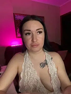 Snapshot of Roxana_Bell chatting on March 6, 8:05 pm Roxana Bell online show from March 6, 8:05 pm