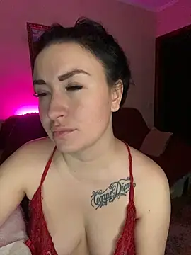 Snapshot of Roxana_Bell chatting on March 11, 10:09 pm Roxana Bell online show from March 11, 10:09 pm