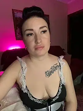 Snapshot of Roxana_Bell chatting on March 12, 7:59 pm Roxana Bell online show from March 12, 7:59 pm