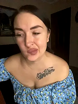 Snapshot of Roxana_Bell chatting on October 6, 3:42 pm Roxana Bell online show from October 6, 3:42 pm