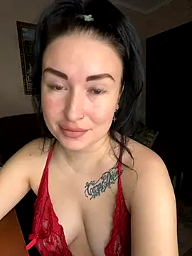 Snapshot of Roxana_Bell chatting on November 1, 12:18 pm Roxana Bell online show from November 1, 12:18 pm