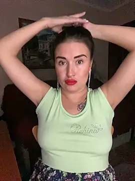 Snapshot of Roxana_Bell chatting on February 3, 6:24 pm Roxana Bell online show from February 3, 6:24 pm