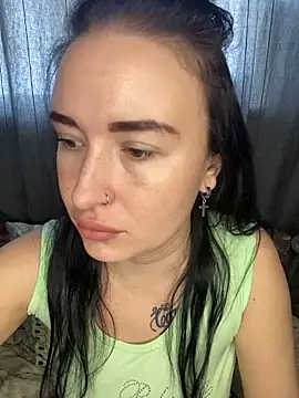 Snapshot of Roxana_Bell chatting on March 28, 12:27 pm Roxana Bell online show from March 28, 12:27 pm