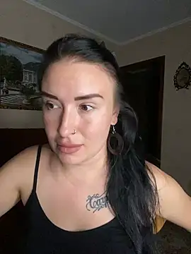 Snapshot of Roxana_Bell chatting on July 4, 6:58 pm Roxana Bell online show from July 4, 6:58 pm
