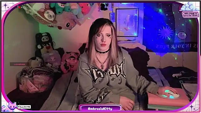 AmbrosiaKitty online show from May 1, 7:57 am