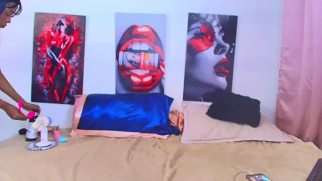 Snapshot of lexy_thomsom chatting on March 21, 6:07 am lexy thomsom online show from March 21, 6:07 am