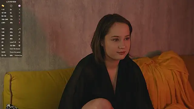 Snapshot of LissaLarsson_ chatting on April 3, 1:42 pm LissaLarsson online show from April 3, 1:42 pm
