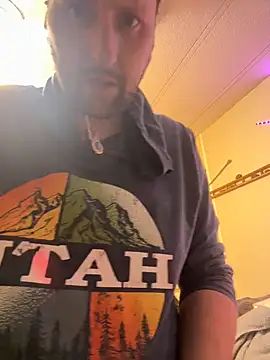 BobbyQ29 online show from December 13, 10:15 pm