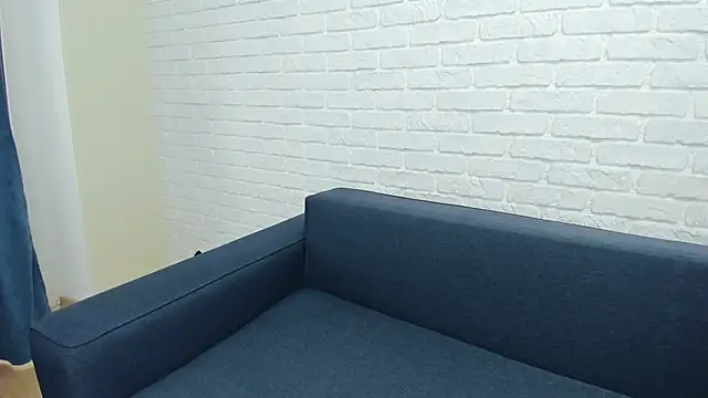 Snapshot of LayaFlow chatting on November 26, 8:59 am LayaFlow online show from November 26, 8:59 am