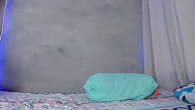 Alexxxholy online show from January 18, 11:58 am