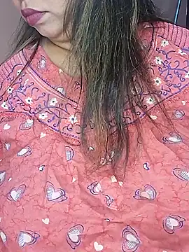 Snapshot of Ravina_patil1 chatting on February 6, 2:48 pm Ravina patil1 online show from February 6, 2:48 pm