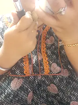 Snapshot of Ravina_patil1 chatting on March 6, 7:47 am Ravina patil1 online show from March 6, 7:47 am