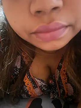 Snapshot of Ravina_patil1 chatting on October 7, 10:56 am Ravina patil1 online show from October 7, 10:56 am