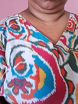 Ravina patil1 online show from June 15, 7:10 am