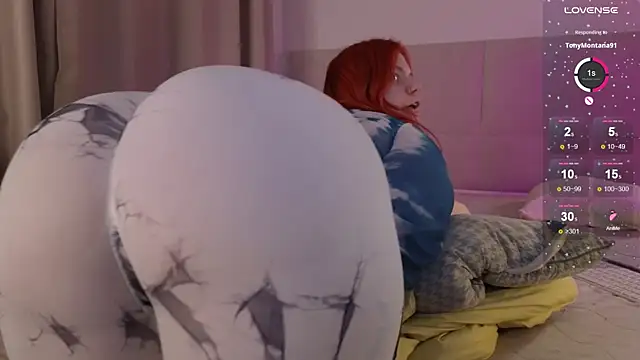 Tara Renn online show from October 8, 8:28 pm